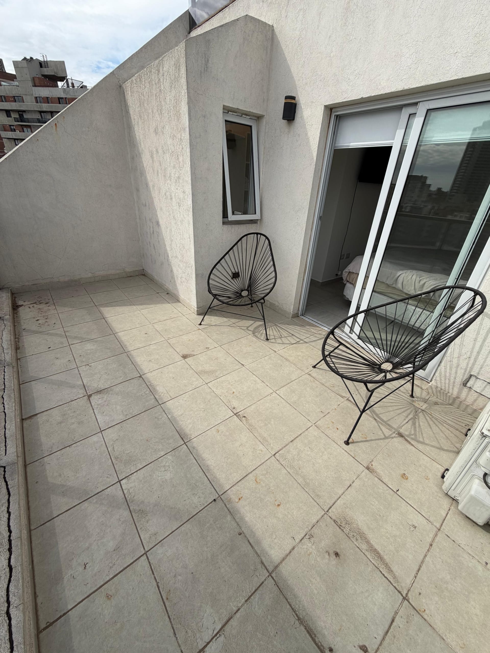 Departamento dúplex en venta de 1 dormitorio sobre calle Ambrosio Olmos 836 vista terraza dormitorio