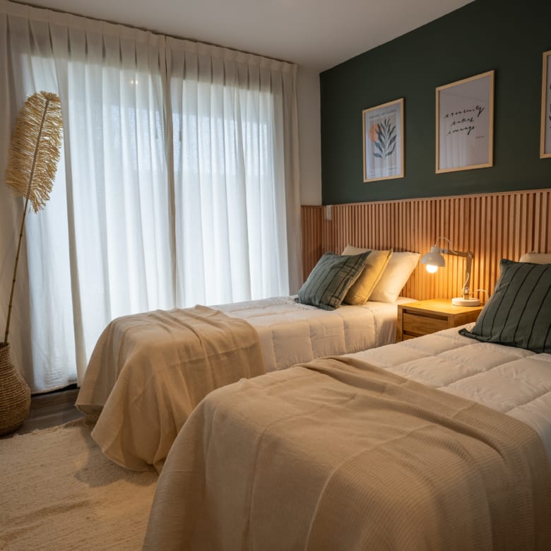 Dormitorio secundario, otro ángulo departamento en venta emprendimiento Las Pircas en la ciudad de Alta Gracia, Córdoba.