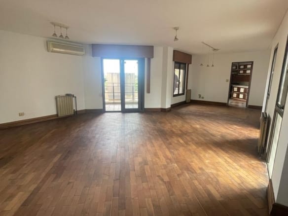 Piso en venta de 3 dormitorios con cuarto de servicio y cochera en Avenida Poeta Lugones 142, Barrio Nueva Córdoba, living comedor, en venta por Carrizo Congin Inmobiliaria