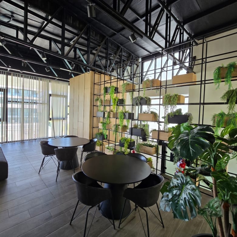 Salón de esparcimiento en Greenpark, Valle Escondido. Preventa en Zona Norte de Córdoba por Carrizo Congin Inmobiliaria.