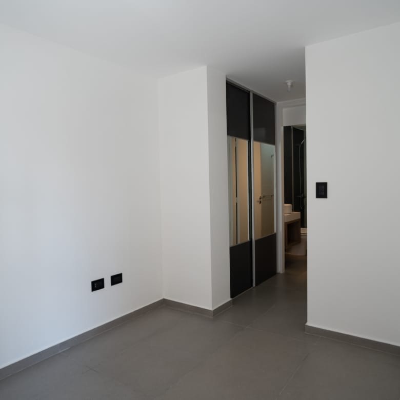 Dormitorio y placard departamento en venta Distrito Betania Nueva Córdoba