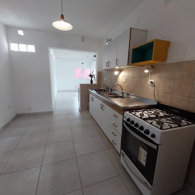 casa alquiler 3 dormitorios zona norte recta martinoli barrio la salle córdoba cocina comedor, alquila Carrizo Congin Inmobiliaria