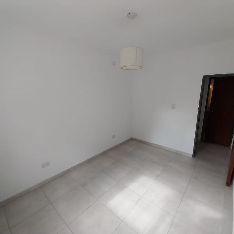 casa alquiler 3 dormitorios zona norte recta martinoli barrio la salle córdoba dormitorio planta baja, alquila Carrizo Congin Inmobiliaria