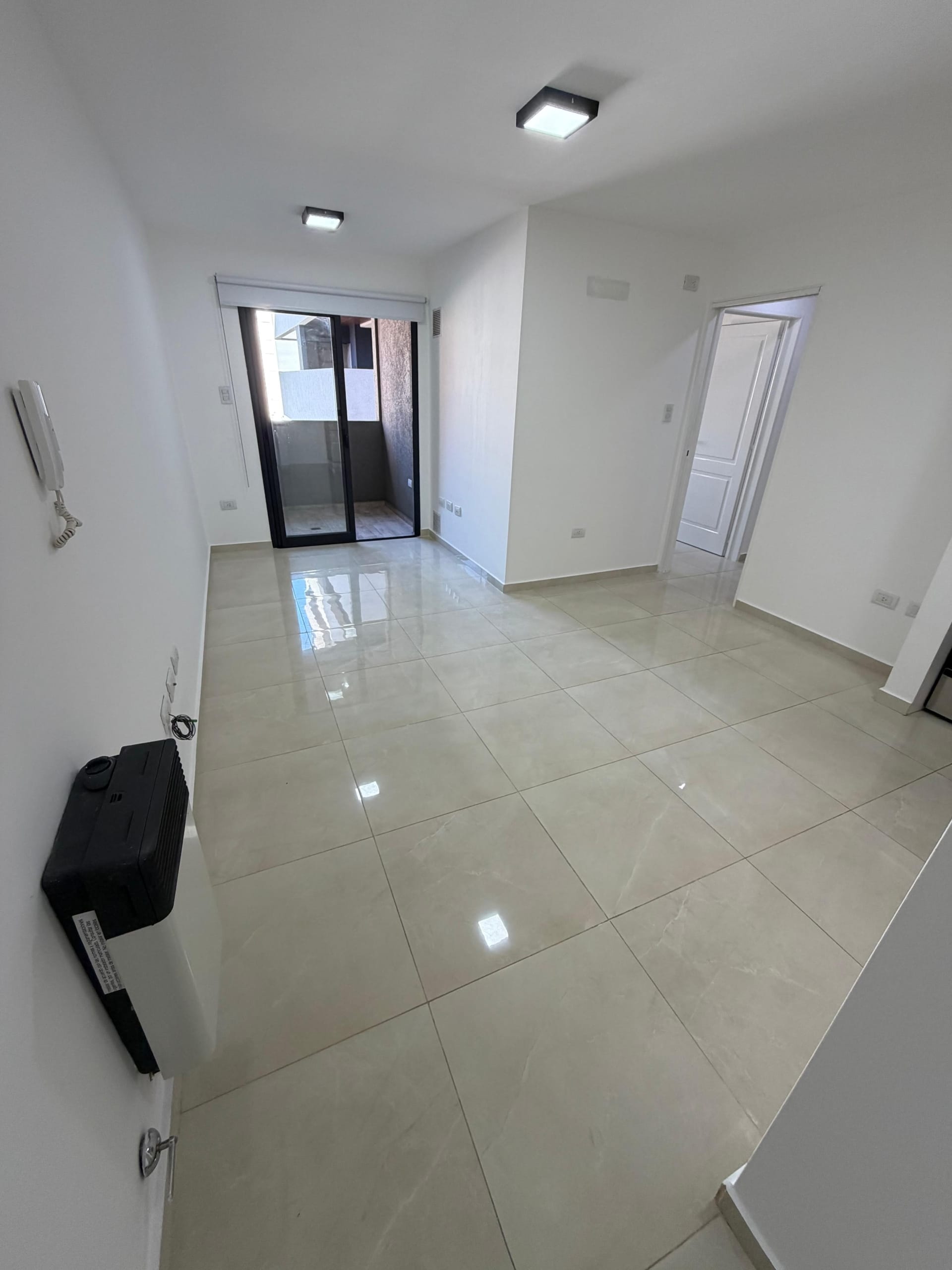Estar departamento en venta de un dormitorio en Av. Velez Sarsfield 671, Nueva Cordoba, vende Carrizo Congin